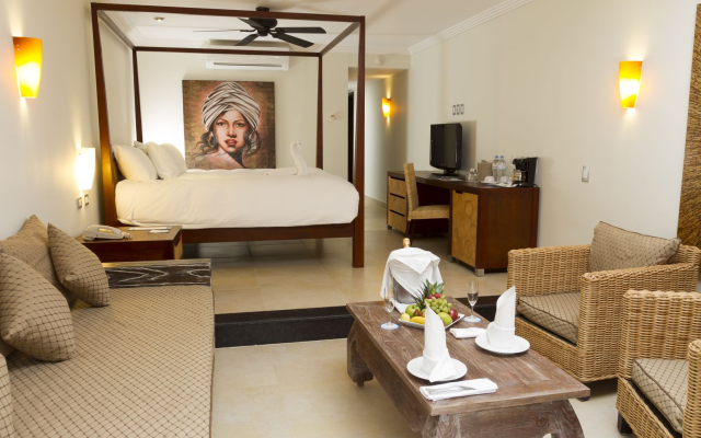Отель Sandos Playacar All Inclusive