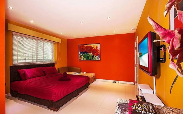 Pratumnak Argyle Villa 8 Beds