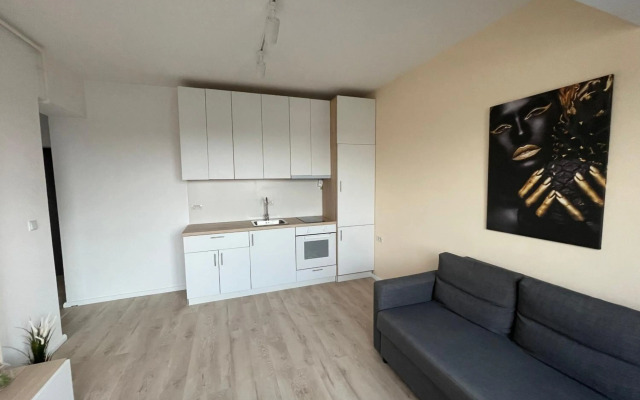 Emerald Luxury Apartment Near Presidential Palace