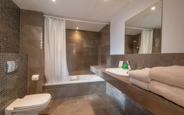 Vesta - Luxury APT - 2BR - Scarab