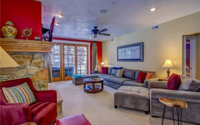 Town Pointe B101 3 Bedroom Condo