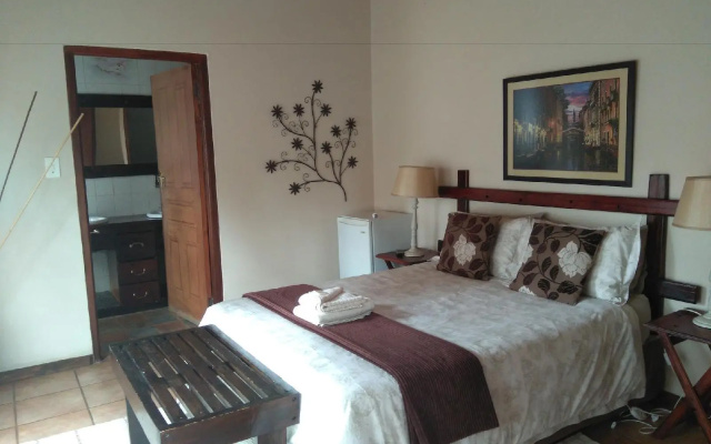 Khokha Moya Guest House