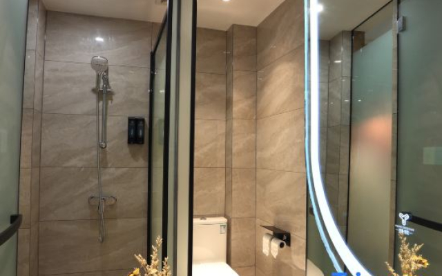 Yueyi Zhixuan Hotel (Huaihua South Railway Station, Wanda)