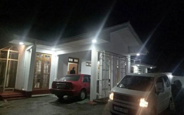 Royal Garden Hotel