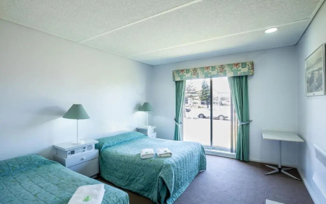 Augusta Hotel Motel