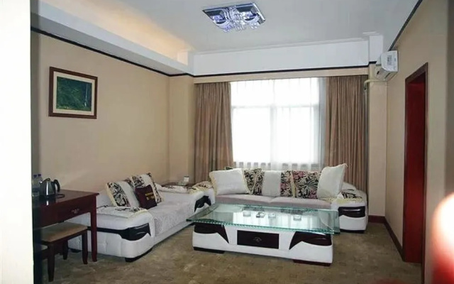 Jihong Molly Hotel