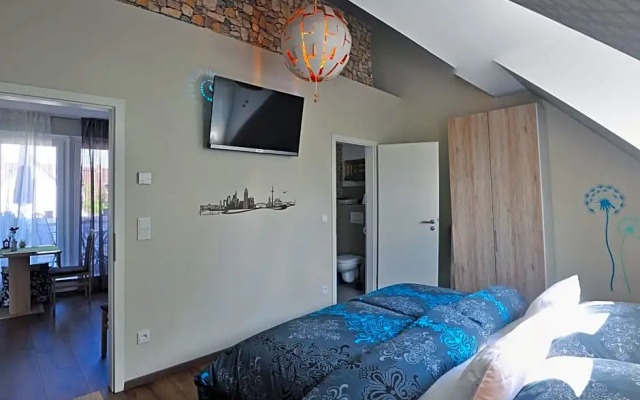 Frankfurt Bed  Breakfast