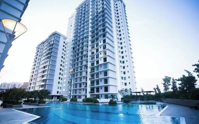Paradigm Mall Platino 2BR 2FREE By Natol