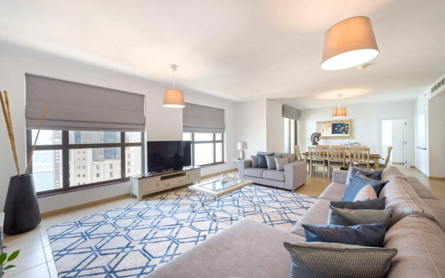 Stunning Marina Seaview Apartment 4 BR JBR