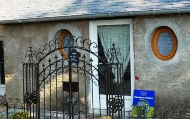 La Croix Madame