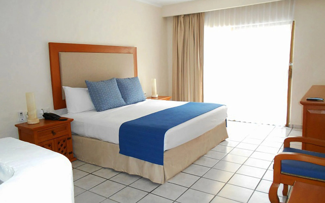 Park Royal Homestay Los Tules.