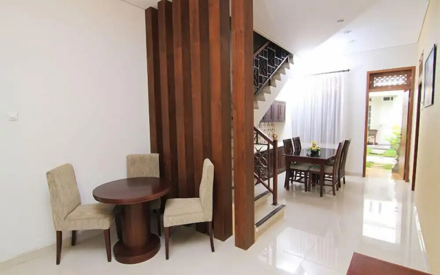 Horison Villa & Golf Gambir Anom Solo