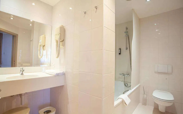 Hotel Monaco Zeebrugge Beach