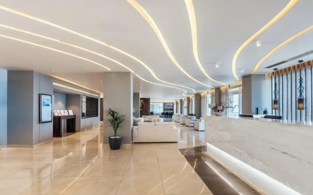 Alexandra Beach Resort & Spa