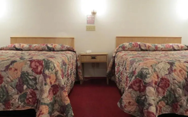 Courtesy Inn Motel