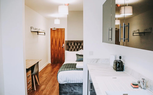 Vincent House Studio Apartments
