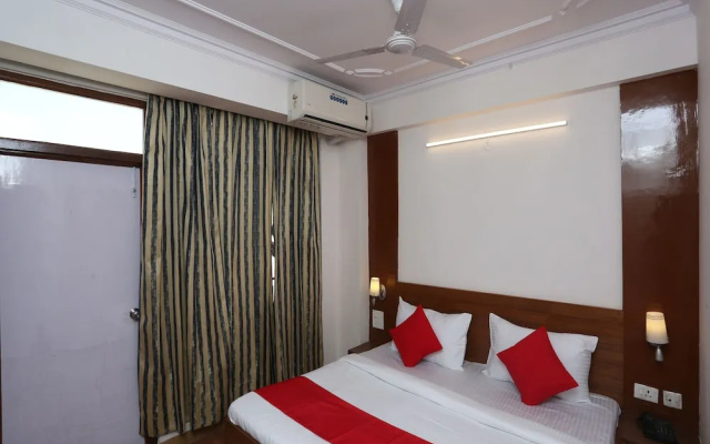 Oyo Flagship 23607 Kailash Residency