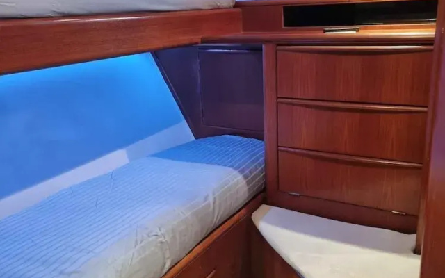 Live on a Luxury 65ft Yacht in Duquesa- Estapona