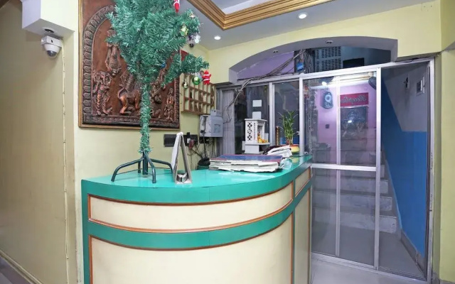 Hotel Continental & Lodge by OYO Rooms