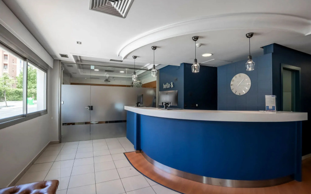 Travelodge Alicante Puerto