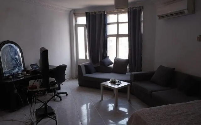 Cairo center guest House female only