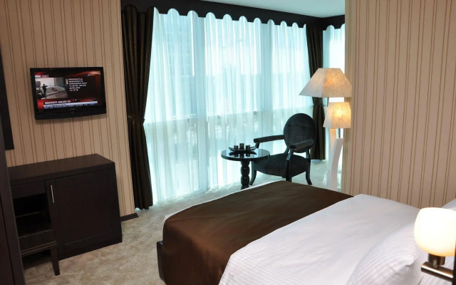 Grand Asos Hotel