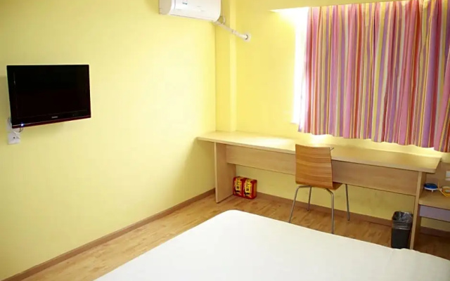 7 Days Inn