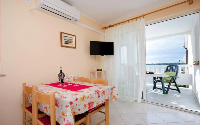 Apartments Marijana 2817
