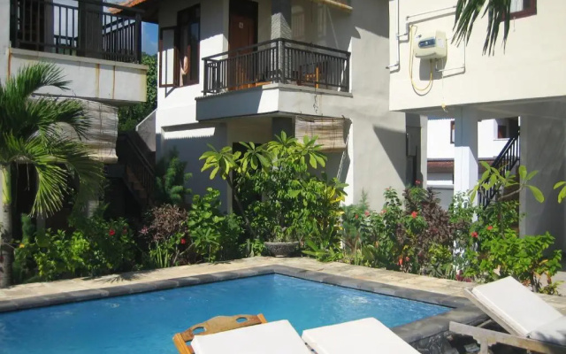 Lucky Paradise Bungalows