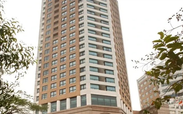 Отель Somerset Grand Hanoi вид на фасад