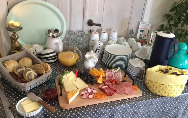 Svalegaarden Bed & Breakfast