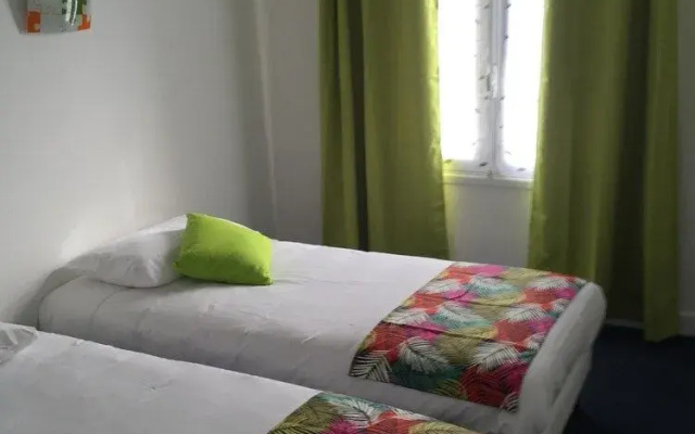 La Coupole Hotel