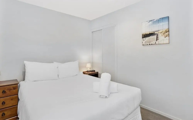 Private 2 Bedroom at the Pacific