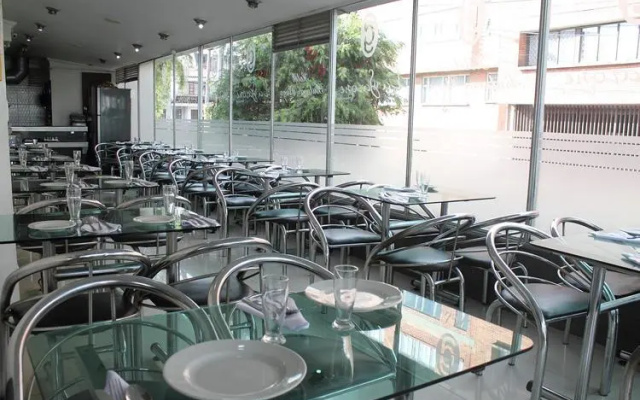 Hotel Bulevar Plaza