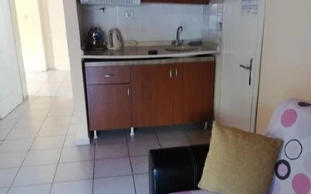 Yalcin Apart Otel Icmeler