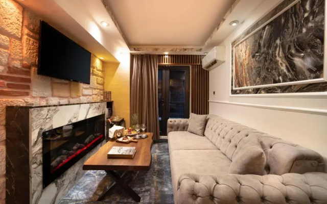 Ren Plus Suit Bakirköy