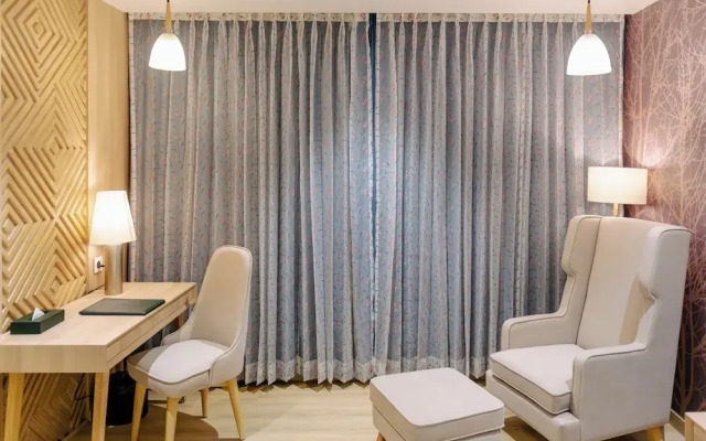Signature Hotel