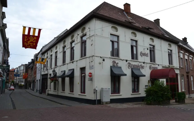 hotelImage
