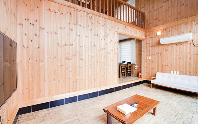 Jejuwild Rose South Village Pension