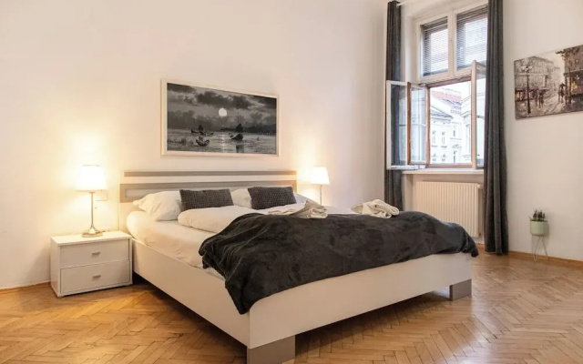 Comfort 3BR Apt Near Wiener Stadthalle