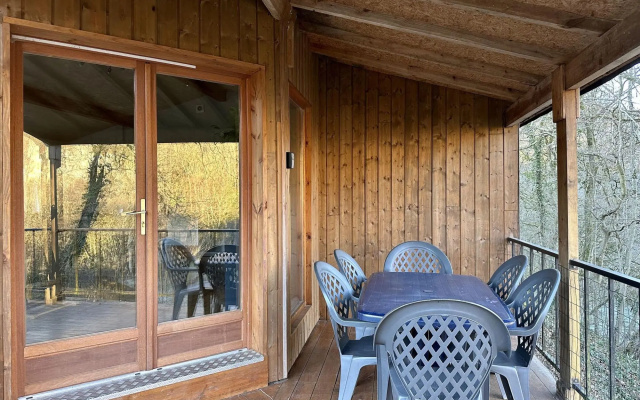 Modern Holiday Home In Tohogne With River View