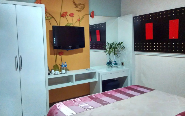 Adya Nalendra Boutique Hotel
