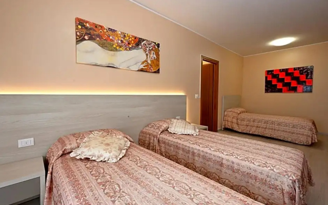 Hotel Italia