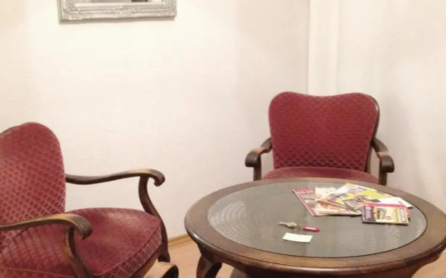 Salon Rouge
