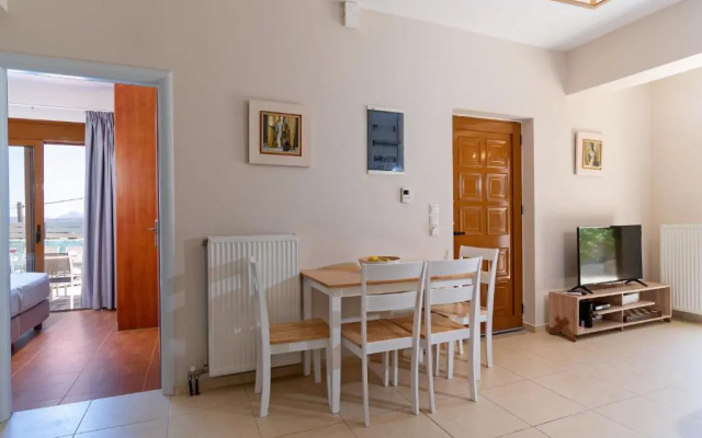 Linari Villa, a peaceful & cozy 2bdr villa with private pool!