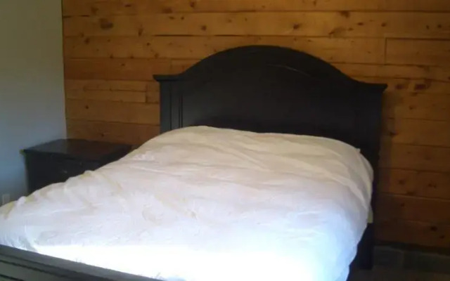 Kenai Riverfront Fishing Lodges