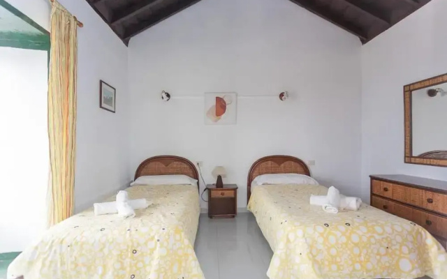 Apartamentos Finca COLON