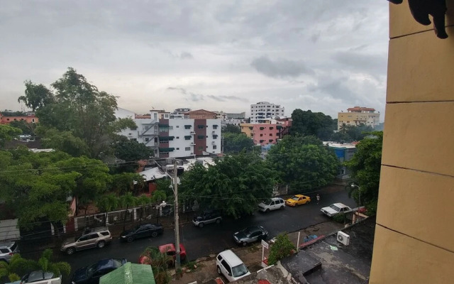 Cozy 1-bedroom-apartment Just 5 Minutes From Zona Colonial