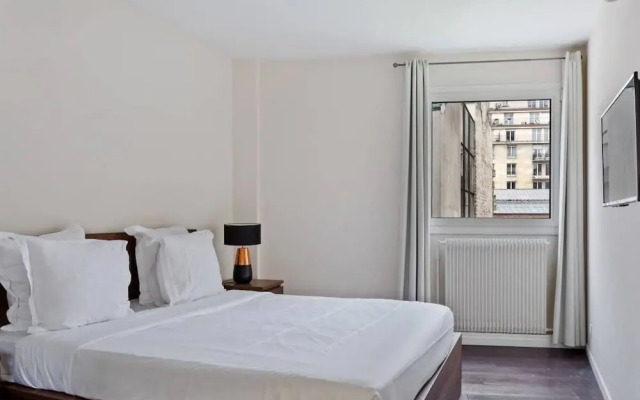 Modern Cosy 1-Bed Apartment Sleeps 6, in Paris