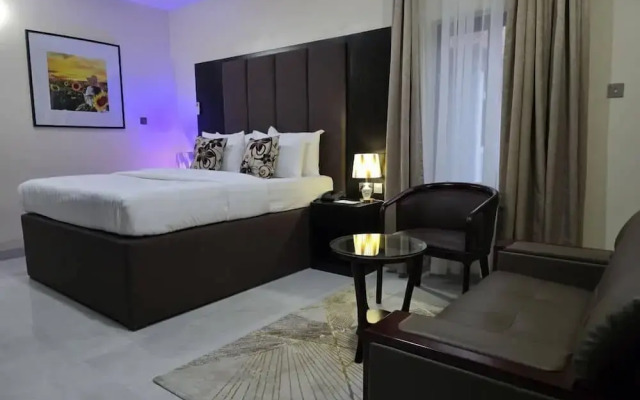 Ivotel Luxury Hotel